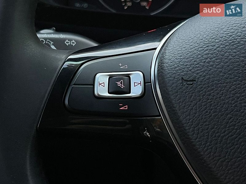Мінівен Volkswagen Multivan 2019 в Миколаєві