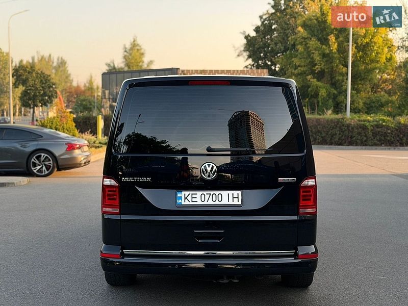 Минивэн Volkswagen Multivan 2018 в Днепре