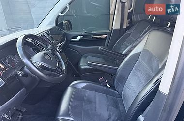 Минивэн Volkswagen Multivan 2018 в Днепре