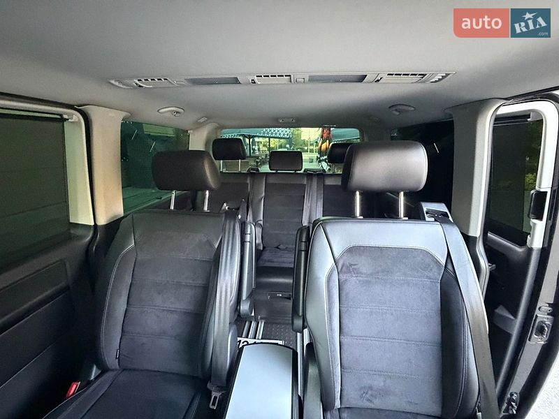 Минивэн Volkswagen Multivan 2018 в Днепре
