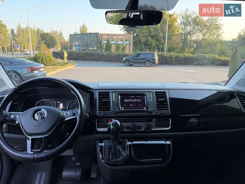 Минивэн Volkswagen Multivan 2018 в Днепре
