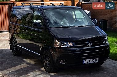 Мінівен Volkswagen Multivan 2014 в Дніпрі