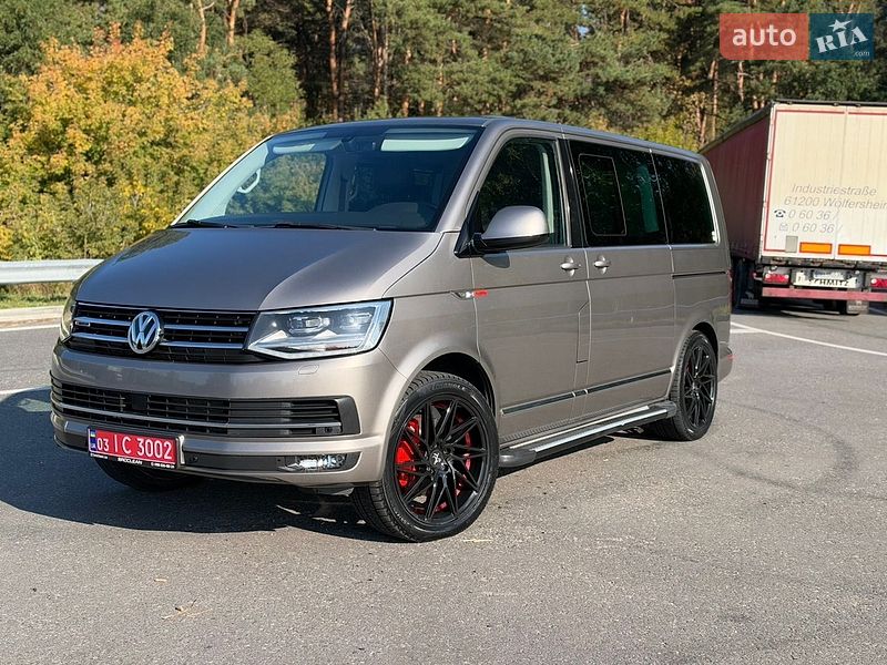 Минивэн Volkswagen Multivan 2016 в Броварах