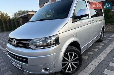 Мінівен Volkswagen Multivan 2015 в Стрию