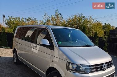 Мінівен Volkswagen Multivan 2013 в Чернівцях