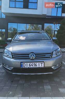 Volkswagen Passat Alltrack  2012