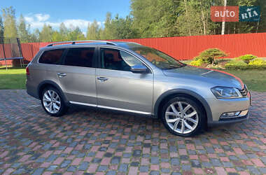 Volkswagen Passat Alltrack 2012