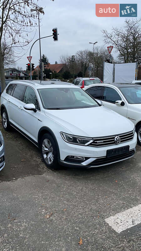 Volkswagen Passat Alltrack