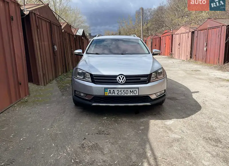 Volkswagen Passat Alltrack 2012