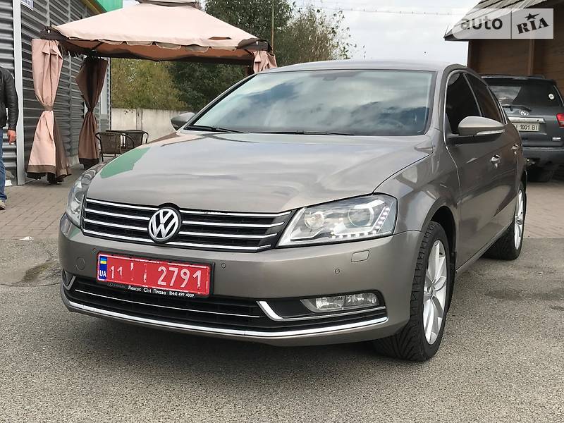 Volkswagen Passat 2012 года