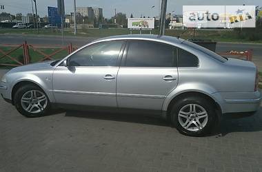 Volkswagen Passat  2004