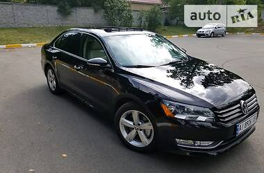 Volkswagen Passat SE  2012