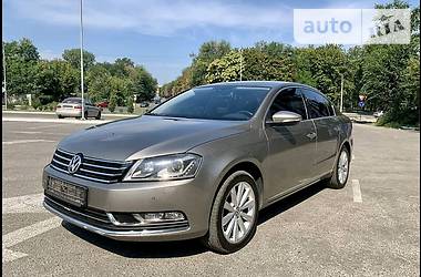 Volkswagen Passat   2012