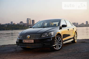 Volkswagen Passat R-Line 2016