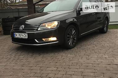 Volkswagen Passat  2011