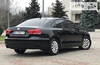 Volkswagen Passat  2011