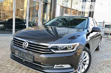 Volkswagen Passat Oficial 2015