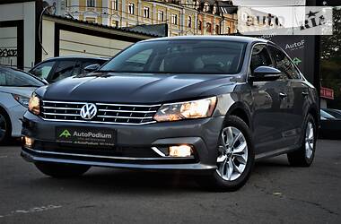Volkswagen Passat  2016