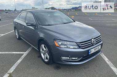 Volkswagen Passat  2013