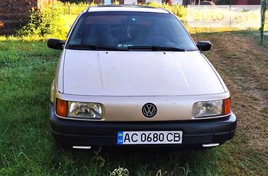 Volkswagen Passat  1989