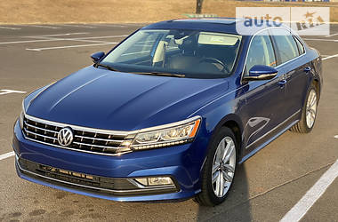 Volkswagen Passat SEL 2016