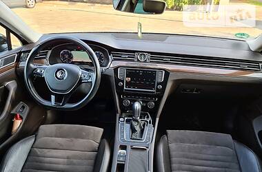 Volkswagen Passat Premium 2015