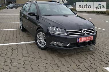 Volkswagen Passat  2011