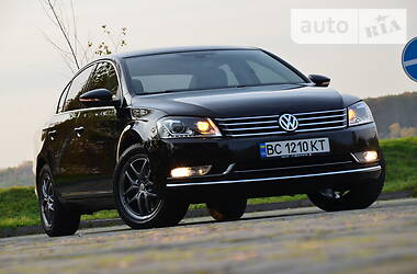 Volkswagen Passat HIGHLINE FULL LED 2011