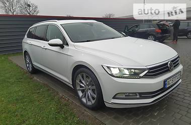 Volkswagen Passat HIGHLINE LED 2016