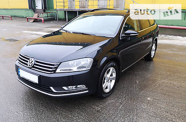 Volkswagen Passat  2011