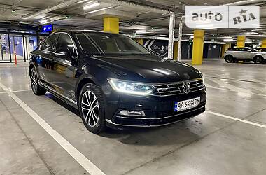 Volkswagen Passat R line  2018