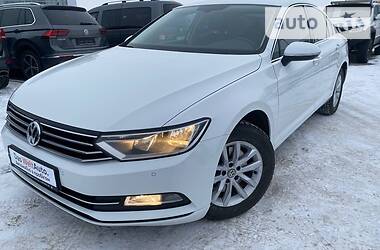 Volkswagen Passat  OFFICIAL 2015