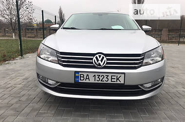 Volkswagen Passat SEL PREMIUM  2011