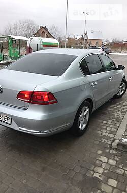 Volkswagen Passat  2011