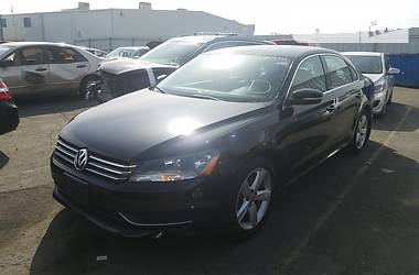 Volkswagen Passat SE 2013