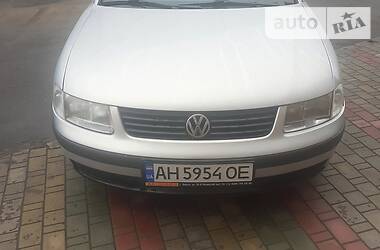 Volkswagen Passat  1998