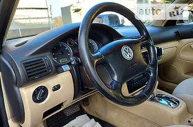 Volkswagen Passat  2003