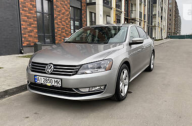 Volkswagen Passat SE 2013