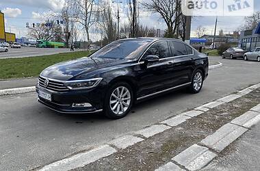 Volkswagen Passat Highline 2015