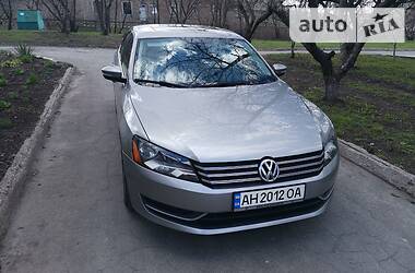 Volkswagen Passat SE  2012