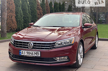 Volkswagen Passat SE 2018