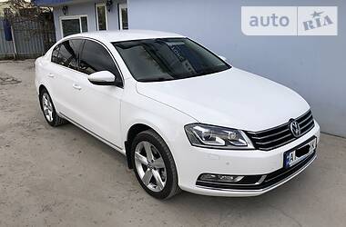 Volkswagen Passat Highline 2011