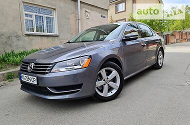 Volkswagen Passat SE 2013