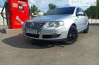 Volkswagen Passat  2005