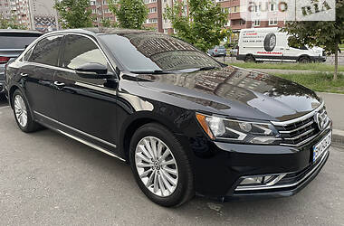 Volkswagen Passat SE 2016