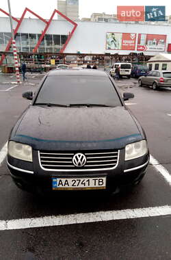 Volkswagen Passat  2004