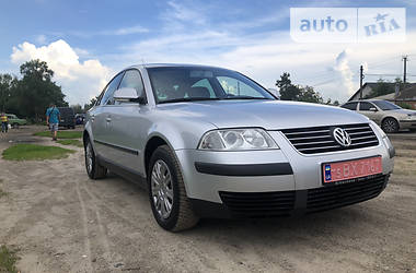 Volkswagen Passat  2004