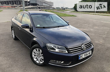 Volkswagen Passat  2011