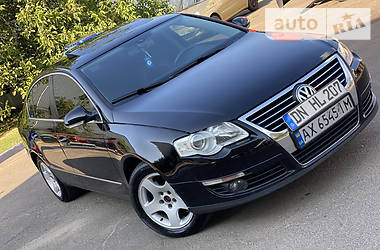 Volkswagen Passat  2005