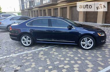 Volkswagen Passat SEL 2013